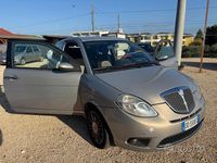 Gebraucht Lancia Ypsilon 77 PS (56 kW) 2007 Grau Kleinwagen
