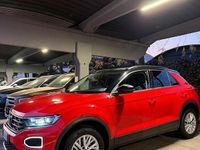 Usata VW T-Roc 150 CV (110 kW) 2022 Rosso SUV