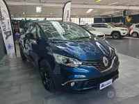 Usata Renault Scénic 110 CV (80 kW) 2018 Bluazzurro Monovolume