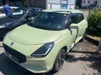 Usata Suzuki Swift 83 CV (61 kW) 2024 Blu azzorre Utilitaria