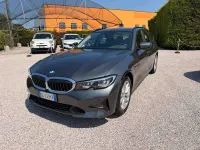 Usata BMW 320 Advantage 190 CV (139 kW) 2020 Grigio mediterranean Station wagon