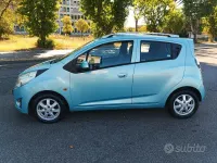 Usata Chevrolet Spark 68 CV (50 kW) 2011 Verde Utilitaria