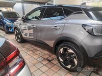 Usata Renault Captur Techno 91 CV (66 kW) 2025 Grigio SUV
