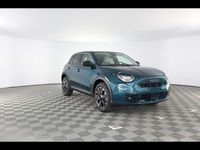 Nuova Fiat 600 La Prima 101 CV (74 kW) 2025 Verde mare metallizzato SUV