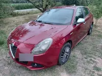 Usata Alfa Romeo Giulietta 140 CV (102 kW) 2011 Rosso Utilitaria