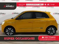 Begagnad Renault Twingo Techno 60 kW (82 HK) 2022 Gul Halvkombi