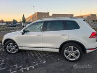 Usata VW Touareg R-line 262 CV (192 kW) 2016 Bianco SUV