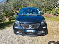 Usata Smart ForFour 70 CV (51 kW) 2018 Nero Utilitaria