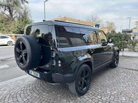 Usata Land Rover Defender 241 CV (177 kW) 2020 Nero perla SUV