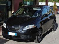 Usata Lancia Ypsilon Gold 69 CV (50 kW) 2016 Nero Utilitaria
