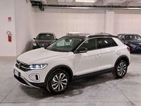 Usata VW T-Roc Style 116 CV (85 kW) 2024 Pure white pastello/tetto nero SUV