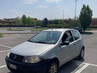Usata Fiat Punto Active 60 CV (44 kW) 2010 Utilitaria