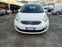 Usata Kia Venga EX 90 CV (66 kW) 2011 Bianco Utilitaria