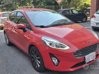 Usata Ford Fiesta Titanium 75 CV (55 kW) 2019 Rosso Utilitaria