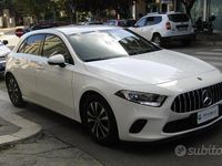 Usata Mercedes A180 Business 115 CV (84 kW) 2019 Bianco Utilitaria