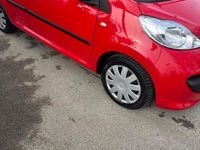 usata Peugeot 107 1.0 68CV 5p. Sweet Years 2Tronic