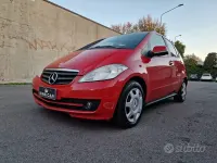 Usata Mercedes A180 Avantgarde 109 CV (80 kW) 2010 Rosso Berlina
