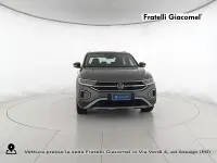 Usata VW T-Roc Style 116 CV (85 kW) 2025 Gray SUV
