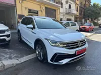 Usata VW Tiguan R-line 150 CV (110 kW) 2023 Bianco SUV