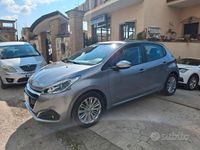 Usata Peugeot 208 Active 82 CV (60 kW) 2019 Grigio Utilitaria