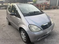 Usata Mercedes A140 Avantgarde 82 CV (60 kW) 1998 Grigio Berlina