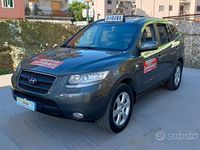 Usata Hyundai Santa Fe Dynamiq 155 CV (114 kW) 2007 Grigio SUV