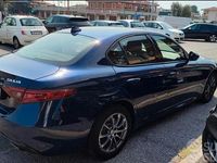 Usata Alfa Romeo Giulia 180 CV (132 kW) 2017 Blu Berlina