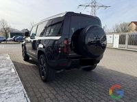 Usata Land Rover Defender S 200 CV (147 kW) 2023 Nero SUV