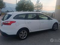 Usata Ford Focus 105 CV (77 kW) 2015 Bianco Station wagon