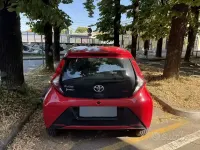 Usata Toyota Aygo Connect Style 72 CV (52 kW) 2020 Rosso Utilitaria