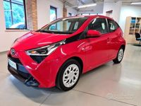 usata Toyota Aygo Connect 1.0 VVT-i 72 CV 5 porte x-play