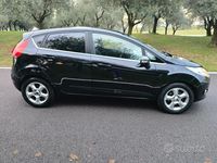 Usata Ford Fiesta 92 CV (67 kW) 2009 Nero Berlina