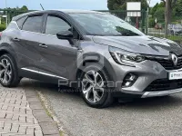 Usata Renault Captur Intens 159 CV (116 kW) 2022 Grigio SUV