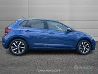 Usata VW Polo Comfortline 75 CV (55 kW) 2018 Blu/azzurro Utilitaria