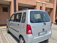 Usata Opel Agila Comfort 75 CV (55 kW) 2003 Argento Monovolume