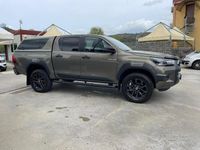 usata Toyota HiLux 2.8 d double cab Invincible 4wd auto