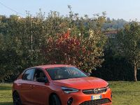 Usata Opel Corsa Design & Tech 75 CV (55 kW) 2022 Arancione Berlina