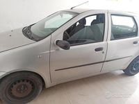 Usata Fiat Punto 2004 Utilitaria
