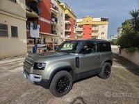 Usata Land Rover Defender HSE 250 CV (183 kW) 2021 Verde SUV