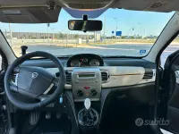 Usata Lancia Ypsilon 60 CV (44 kW) 2008 Nero Utilitaria