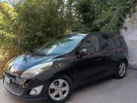 Usata Renault Scénic 110 CV (80 kW) 2010 Marrone Monovolume