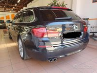 Usata BMW 530 Luxury Line 258 CV (189 kW) 2014 Nero Station wagon