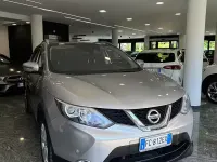 Usata Nissan Qashqai Acenta 110 CV (80 kW) 2016 Grigio SUV