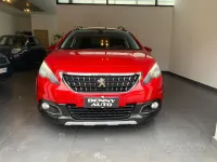 Usata Peugeot 2008 Allure 99 CV (72 kW) 2017 Rosso SUV