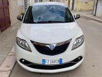 Usata Lancia Ypsilon 69 CV (50 kW) 2019 Bianco Utilitaria