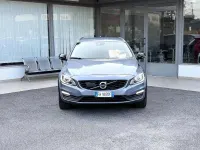 Usata Volvo V60 CC 150 CV (110 kW) 2017 Blu/azzurro Station wagon