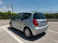 Usata Citroën C2 68 CV (50 kW) 2004 Grigio Utilitaria