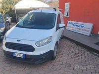 Usata Ford Courier 2017 Bianco Monovolume