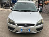 Usata Ford Focus S 90 CV (66 kW) 2007 Grigio Station wagon