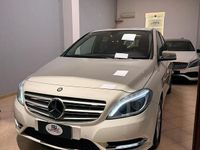 Usata Mercedes B180 Executive 109 CV (80 kW) 2014 Bianco Utilitaria